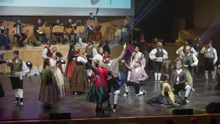 Un momento de la gala 'Aragón, tierra de jota', celebrada en la sala Mozart del Auditorio de Zaragoza para impulsar la candidatura de la jota como Patrimonio Inmaterial de la Humanidad.