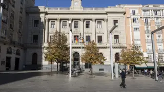 Vista de la Diputación Provincial de Zaragoza, en el plaza de España.