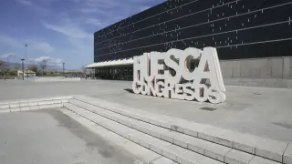 Exterior del Palacio de Congresos de Huesca, donde se va a celebrar el encuentro organizado por Semergen.