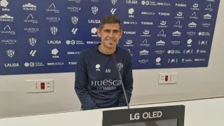 Antonio Hidalgo, entrenador de la SD Huesca.