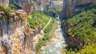Este cañón en el Prepirineo es uno de los paisajes más impresionantes de Navarra