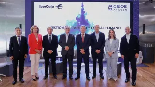 Javier Martínez, Laura González-Molero, José Ignacio Oto, Antonio Cobo, Víctor Iglesias, Miguel Marzo, Herminia Lombarte y José Luis Latorre.