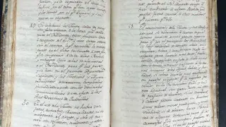 Doble página del manuscrito, a la venta por 3.900 euros
