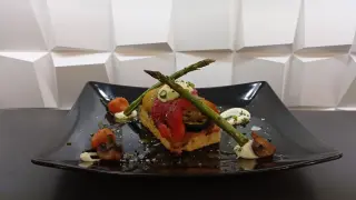 Focaccia de verduras asadas con alioli de tomillo al gratén de Serendipia