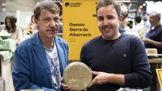 El queso artesano Sierra de Albarracín Etiqueta Verde al Romero en el Salón Gourmets en Madrid.