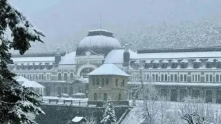 Nieve en la estación de Canfranc en Semana Santa
