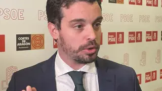 Villagrasa (PSOE) apoya a Pedro Sánchez y dice que Azcón y Nolasco no están a