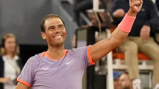 Rafael Nadal celebra su triunfo durante su partido contra Alex de Miñaur en el Masters de Madrid.