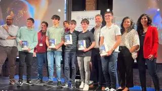 El colegio Cristo Rey-Escolapios de Zaragoza gana la final de Barcelona de ‘Un reto por la ciencia’, el programa de la Fundación Sener para el fomento de vocaciones científicas