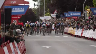 Llegada de la Vuelta Ciclista a España Femenina a Teruel