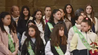 Vecinos de Huesca y de pueblos del entorno han cumplido con la tradición de la romería a Loreto del 1 de mayo.