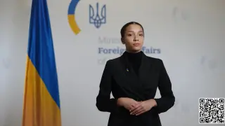Victoria Shi, la nueva portavoz del Ministerio de Asuntos Exteriores de Ucrania, ha sido creada con inteligencia artificial