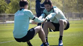 Loureiro y Gutiérrez, durante un entrenamiento en la Base Aragonesa de Fútbol.