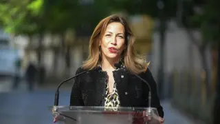 Visita de la alcaldesa, Natalia Chueca, a la zona de Zamoray-Pignatelli.