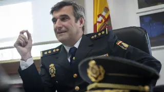 Comisario jefe de la Brigada de Seguridad Ciudadana de la Policía Nacional, Alberto Larripa. [[[FOTOGRAFOS]]]
