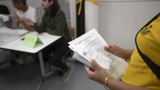 Foto de las elecciones en Cataluña 2024 en el Centro Cívico Villa Florida de Barcelona