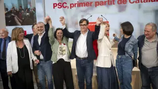 Salvador Illa celebra la victoria electoral de su partido, en Barcelona.
