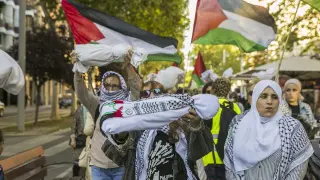 Manifestación pro Palestina en Zaragoza protagoniza por mujeres
