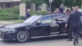 Robert Fico, primer ministro de Eslovaquia, herido en el abdomen por un disparo