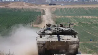 Un tanque israelí en la frontera de Gaza