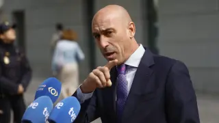 Luis Rubiales comparece en la Audiencia Nacional para que se le notifique formalmente la resolución que le envía a juicio por el beso no consentido a la jugadora Jenni Hermoso