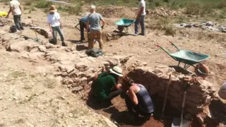 Yacimiento de Tossal de Baltarga (Lérida), donde se han encontrado restos de un establo quemado hace 2.200 años.