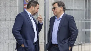 Juan Carlos Cordero y Raúl Sanllehí charlan antes de un evento hace dos semanas.