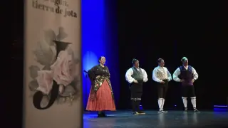 Imágenes de la gala 'Huesca, tierra de jota' en el Teatro Olimpia.