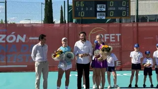 Sonay Kartal y Linda Kilmovicova en la final de la XIX edición del torneo de tenis Conchita Martínez en Monzón.