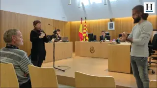 Lectura de la sentencia del juicio en lengua de signos