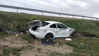 El BMW implicado en los hechos fue hallado destrozado en Boquiñeni.