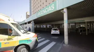 Entrada de Urgencias del Hospital Miguel Servet de Zaragoza