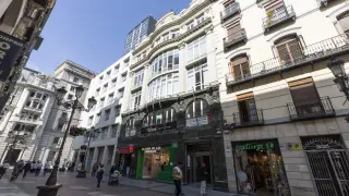 El emblemático edificio de Zaragoza que fue el primer gran almacén de la ciudad.
