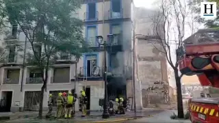 Vídeo | Incendio en un edificio de el Coso Bajo de Zaragoza