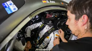 El piloto aragonés Guillermo Aso, en la primera cita del Iberian Supercars de Jerez a los mandos de Mercedes-AMG GT4 de NM Racing Team