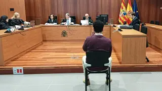El acusado, durante el juicio celebrado este jueves en la Audiencia Provincial de Zaragoza.
