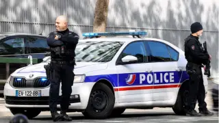 Foto recurso de agentes de policía franceses.