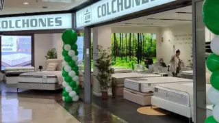 Imagen de la nueva tienda de Colchones Aznar, en Grancasa en Zaragoza.