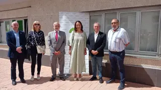 La Consejera de Bienestar Social y Familia, Carmen Susín, y el director gerente del IASS, Ángel Val, visitan centros de Atades en el Actur.