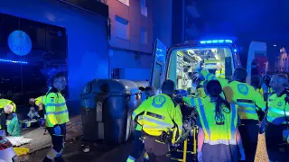 Los servicios de emergencia trasladaron a la mujer al hospital