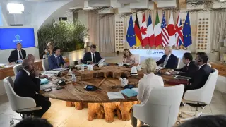 From left, European Council President Charles Michel, German Chancellor Olaf Scholz, Canada's Prime Minister Justin Trudeau, French President Emmanuel Macron, Italian Prime Minister Giorgia Meloni, U.S. President Joe Biden, Japan's Prime Minister Fumio Kishida, Britain's Prime Minister Rishi Sunak and European Commission President Ursula von der Leyen participate in a working session at the G7, Thursday, June 13, 2024, in Borgo Egnazia, Italy. (AP Photo/Alex Brandon, Pool) Associated Press / LaPresse Only italy and Spain