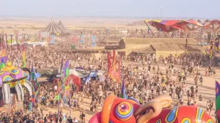 El Monegros Desert aumenta la superficie del festival.