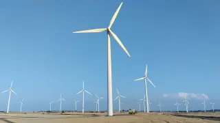 Un parque eólico en funcionamiento en las Planas de María de Huerva.