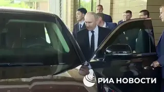 Putin lleva a Kim Jong-un abordo de un Aurus de fabricación rusa