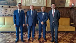 Visita institucional del presidente de la sociedad de garantía recíproca Saeca, Pablo Pombo, y de su director, Jaime Haddad a Caja Rural Aragón.