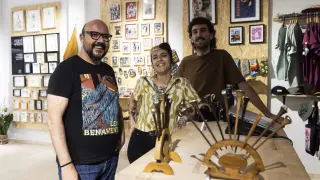 Luis Salesa, María Pérez y Huga Escudero. Jueves Shop