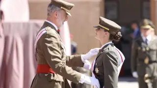 Acto de entrega de despachos de la princesa Leonor en Zaragoza con el rey Felipe VI