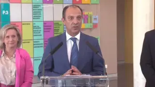 José Luis Bancalero, este jueves durante su visita al nuevo hospital de Alcañiz.