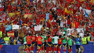 España celebración pase a semis