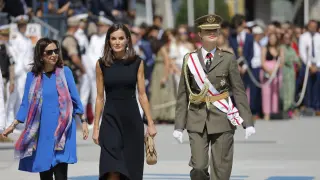 Los Reyes y la princesa Leonor presiden la entrega de los reales despachos en la Escuela Naval de Marín (Pontevedra)